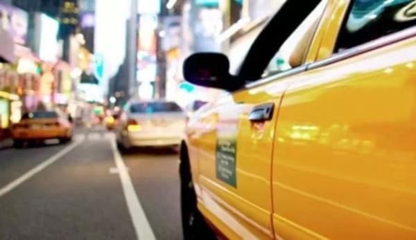 �εγ��м۸��б仯�𣿵εγ��м۸���µ���