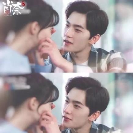 Ф���Զ�����ϵ��ҵ��ʲô��΢΢һЦ�����Ф���Զ�����ϵ��ʲô����