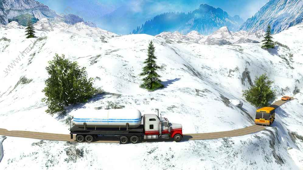 У�����¼�ʻ�������İ棨School Bus Up Hill Driving��ͼ3: