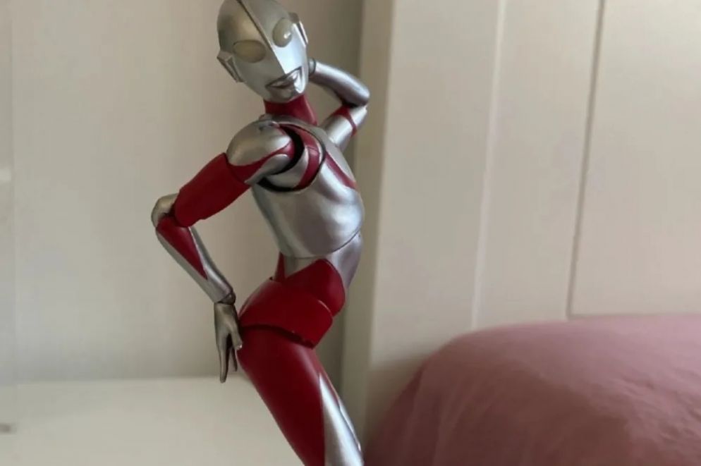 奥特曼36种姿势pdf文件高清图片大全下载v10